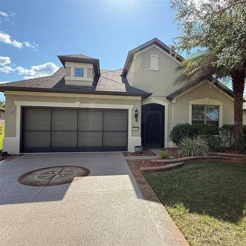 Photo of 9395 SW 70th Loop, Ocala, FL 34481 (MLS # OM704326) Photo of 9395 SW 70th Loop, Ocala, FL 34481 (MLS # OM704326)