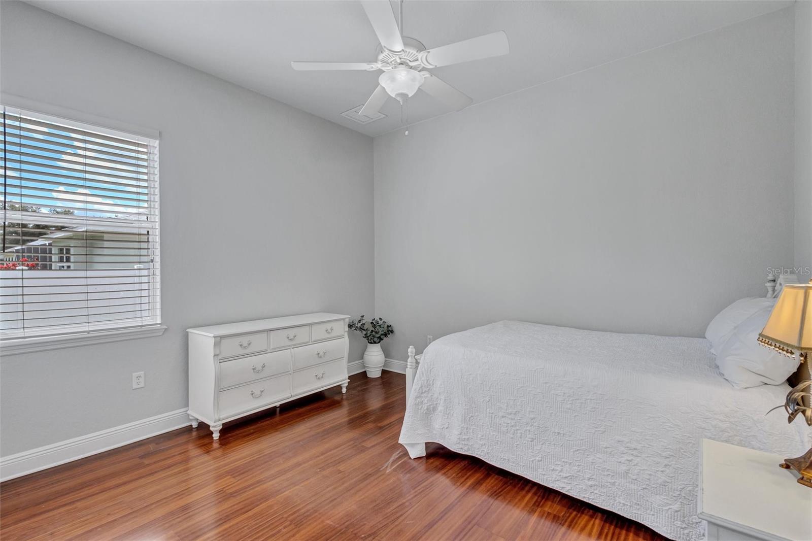 MILL CREEK - Residential