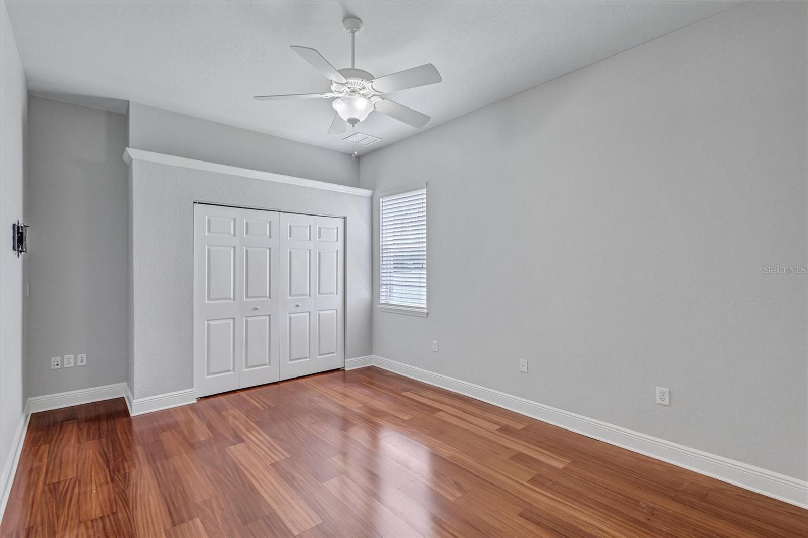 MILL CREEK - Residential
