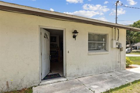 A home in DELAND