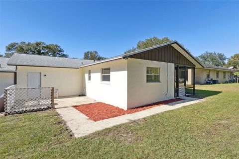 A home in DELAND