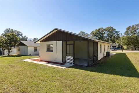 A home in DELAND