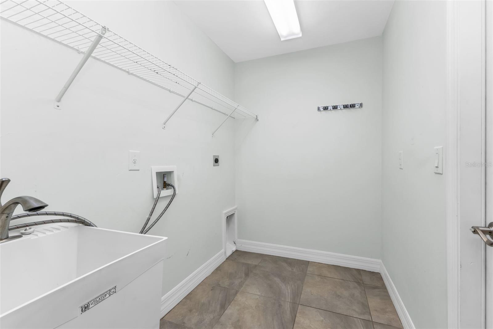 PUNTA GORDA ISLES SEC 20 - Residential