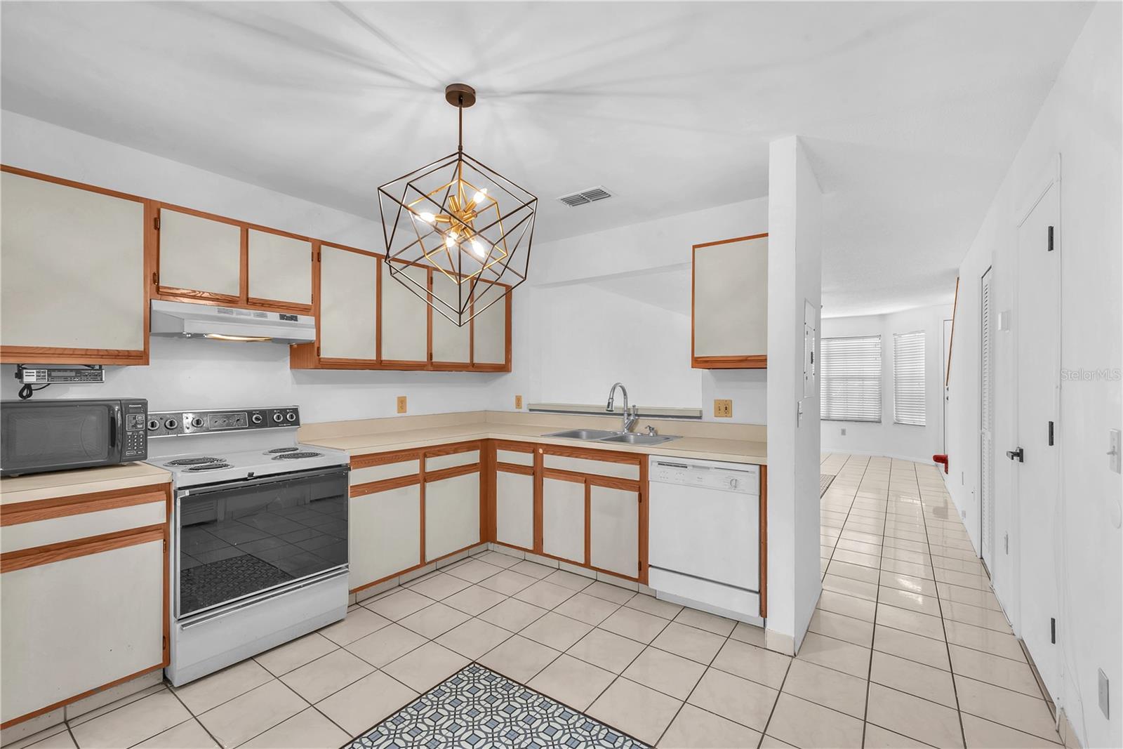 FAIRCREST II A CONDO - Residential