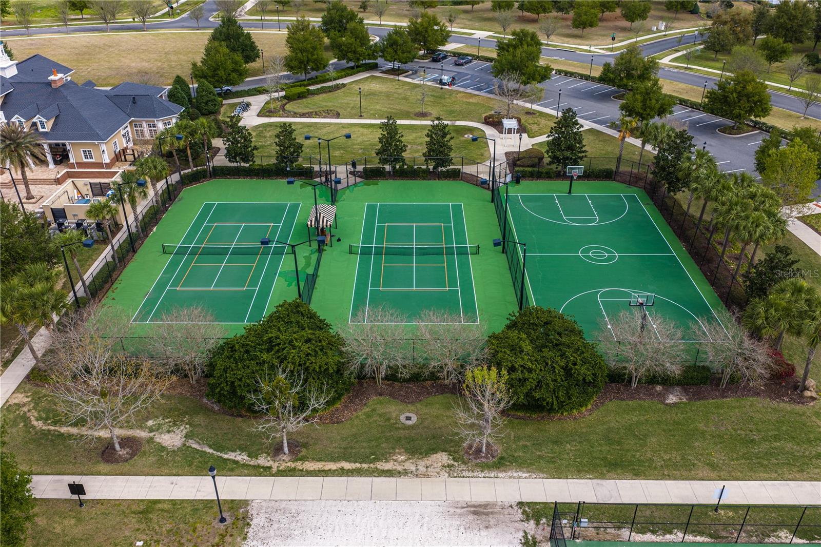 OAKMONT PH 3 PB 35 PG 60 - Residential