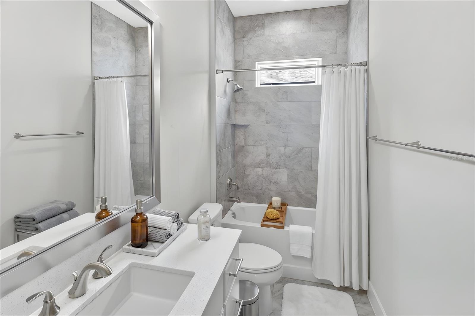 OAKMONT PH 3 PB 35 PG 60 - Residential