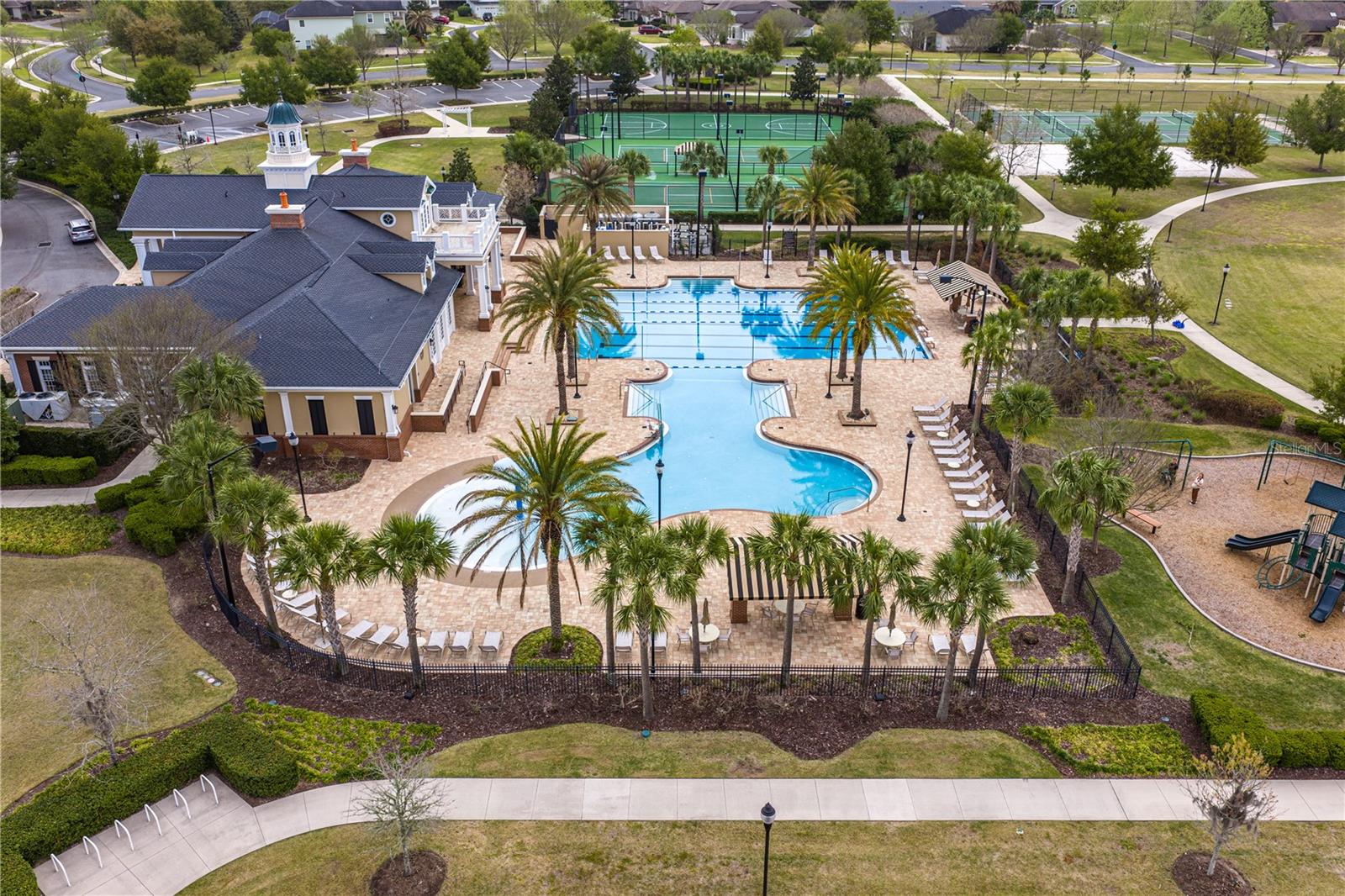 OAKMONT PH 3 PB 35 PG 60 - Residential