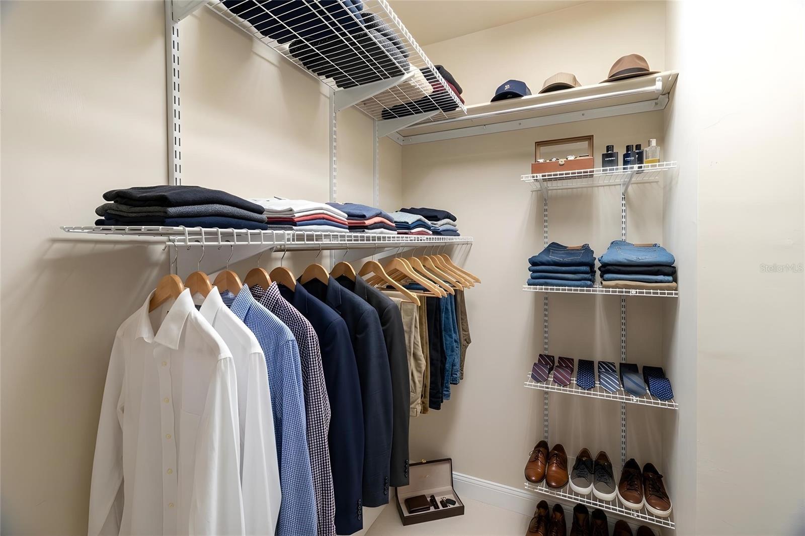 OAKMONT PH 3 PB 35 PG 60 - Residential