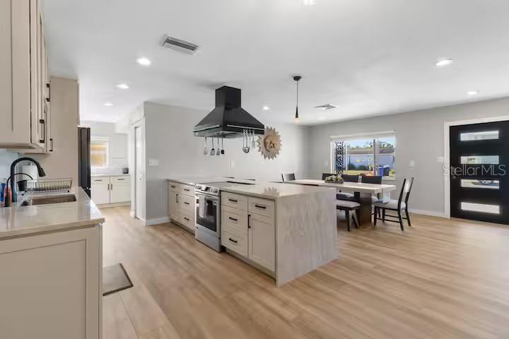 UNPLATTED - Residential