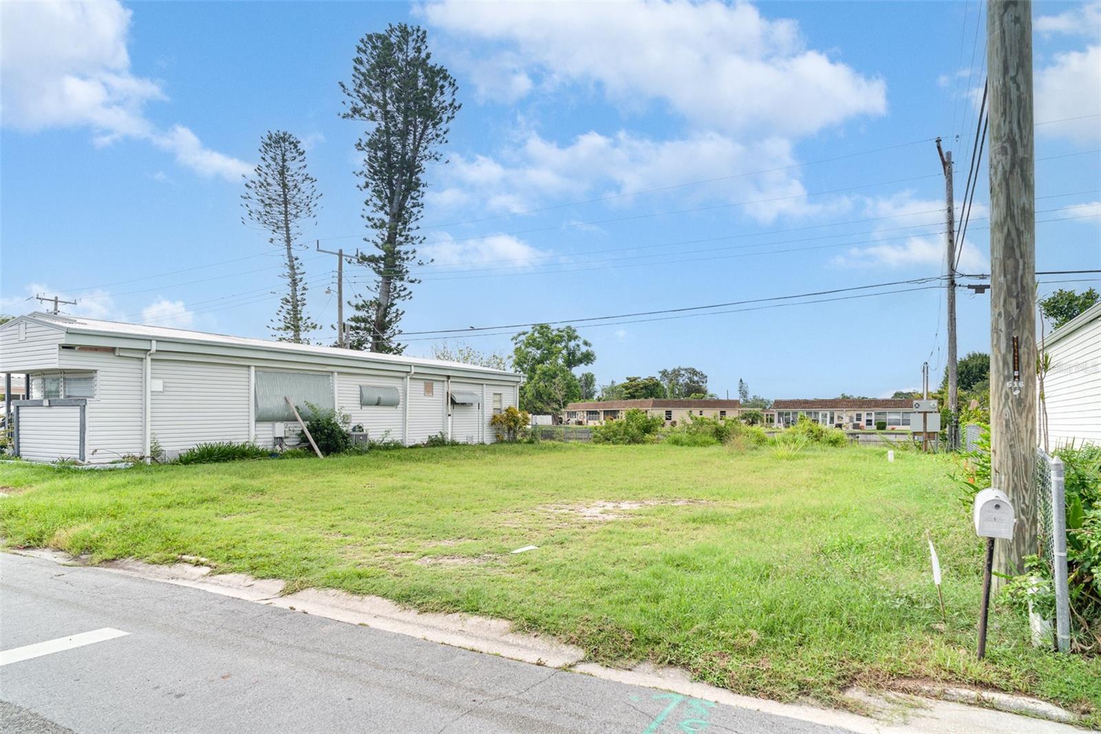 FAIR LANE ACRES FIRST ADD - Land