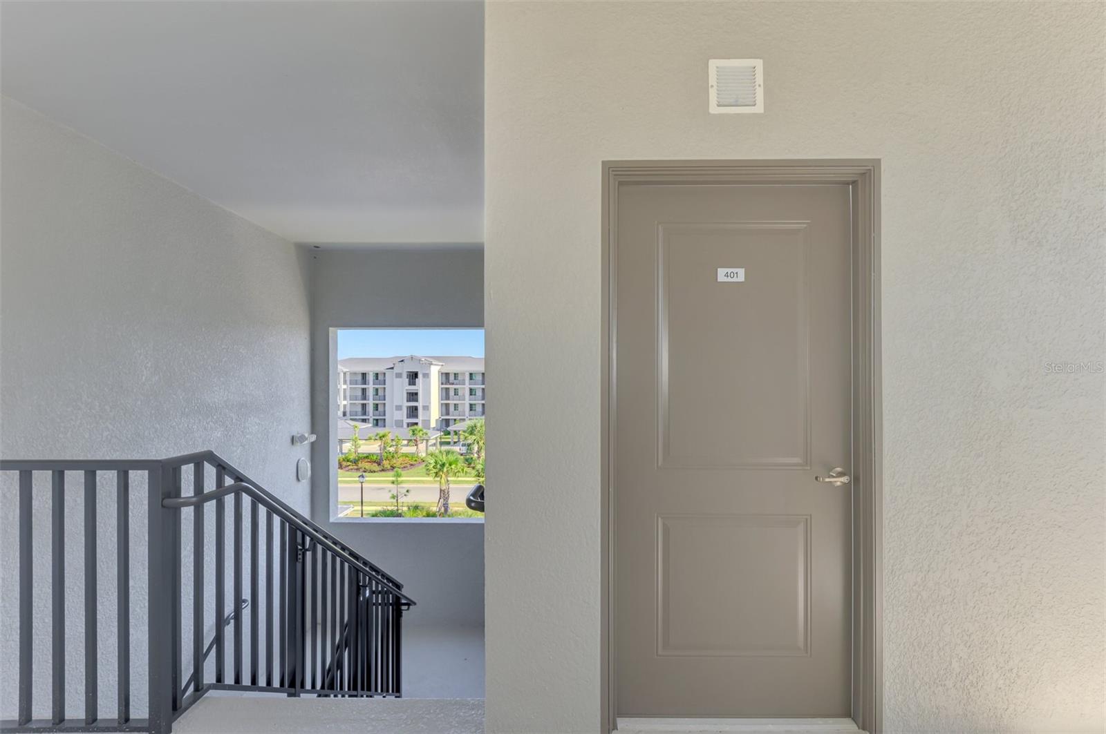 8797 - TERRACE III AT WELLEN PARK - Residential Lease