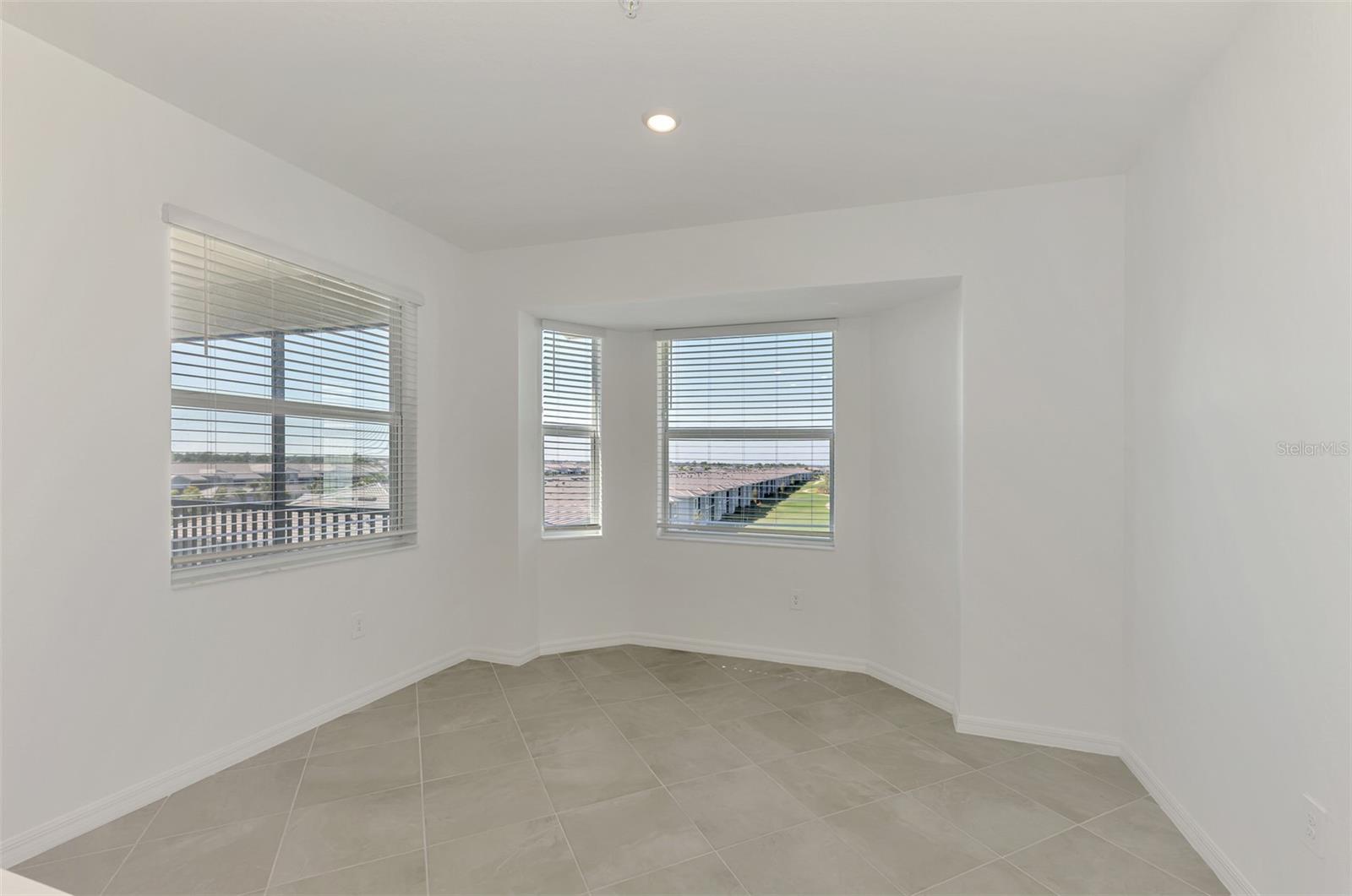 8797 - TERRACE III AT WELLEN PARK - Residential Lease