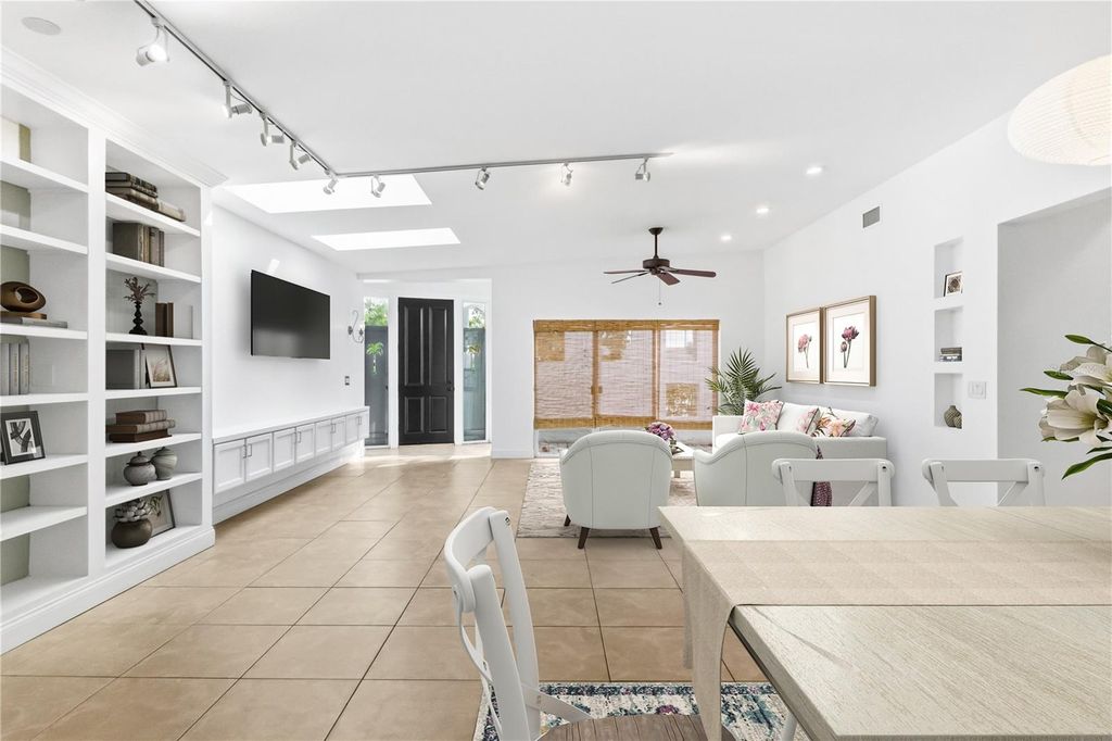 Photo of 3410 S School Avenue, Sarasota, FL 34239 (MLS # A4671779)