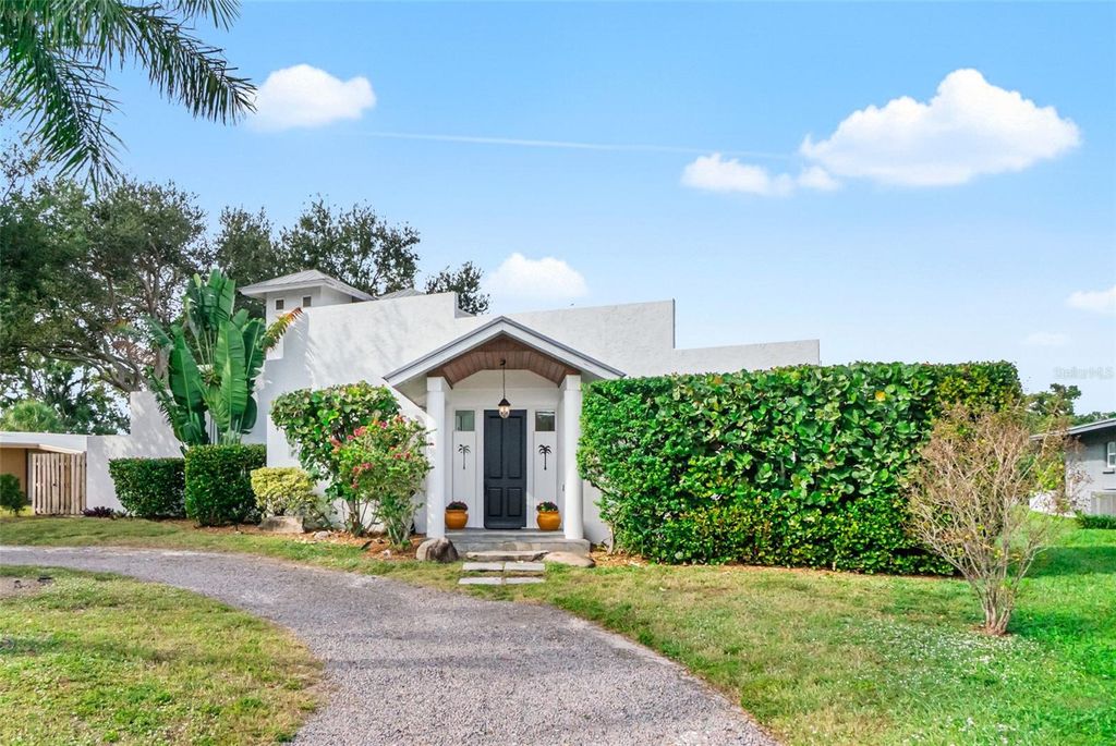 Photo of 3410 S School Avenue, Sarasota, FL 34239 (MLS # A4671779)