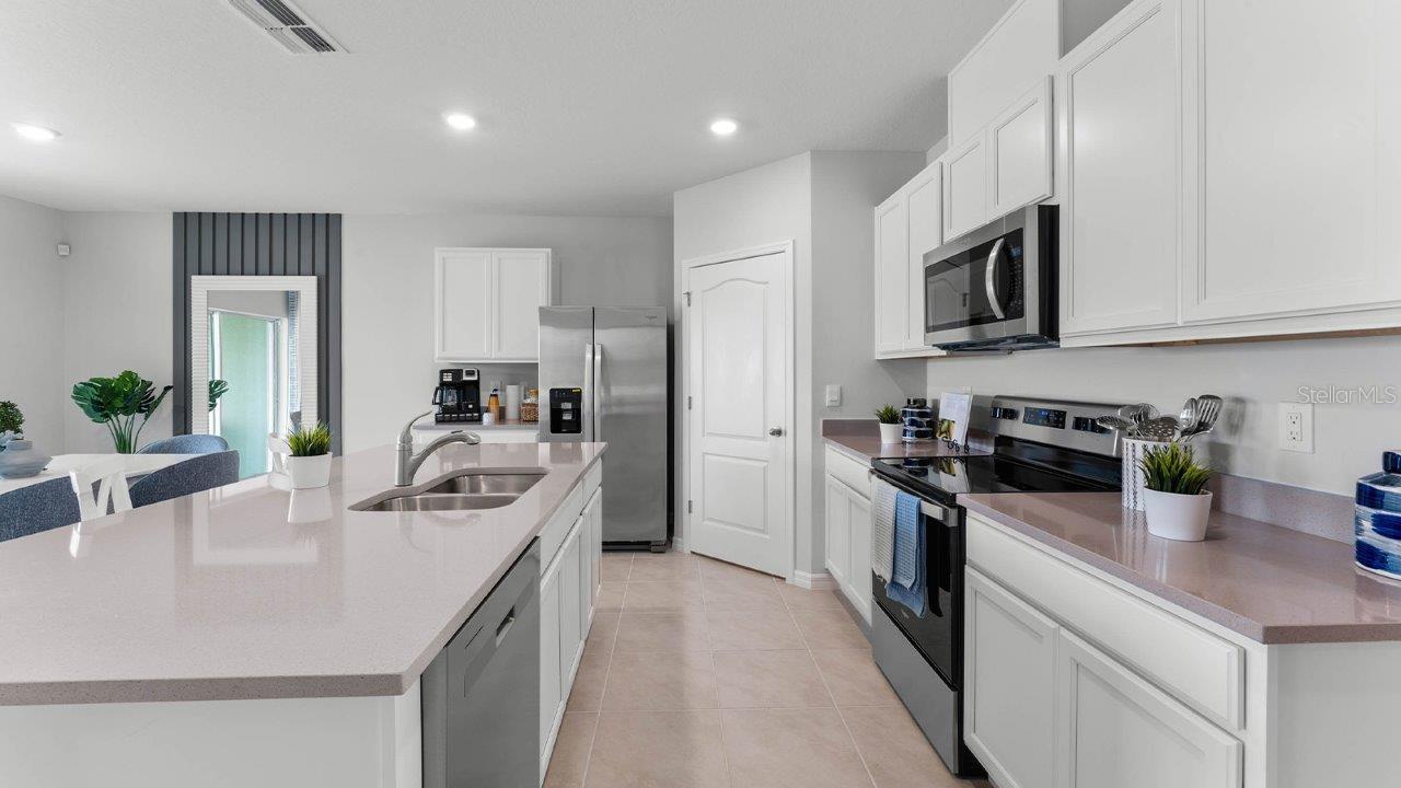 3346 WAKEFIELD DRIVE