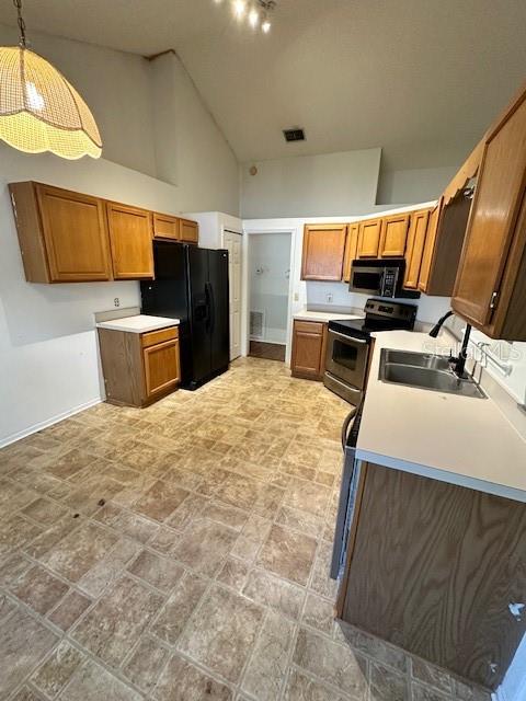 OAKWOOD HILLS - Residential