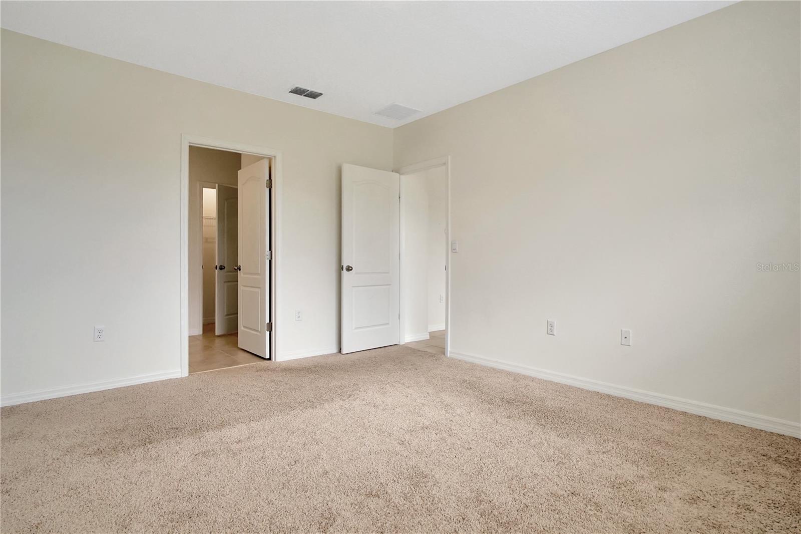 LAKE CHARLES RESIDENCE PH 1C - Residential Lease