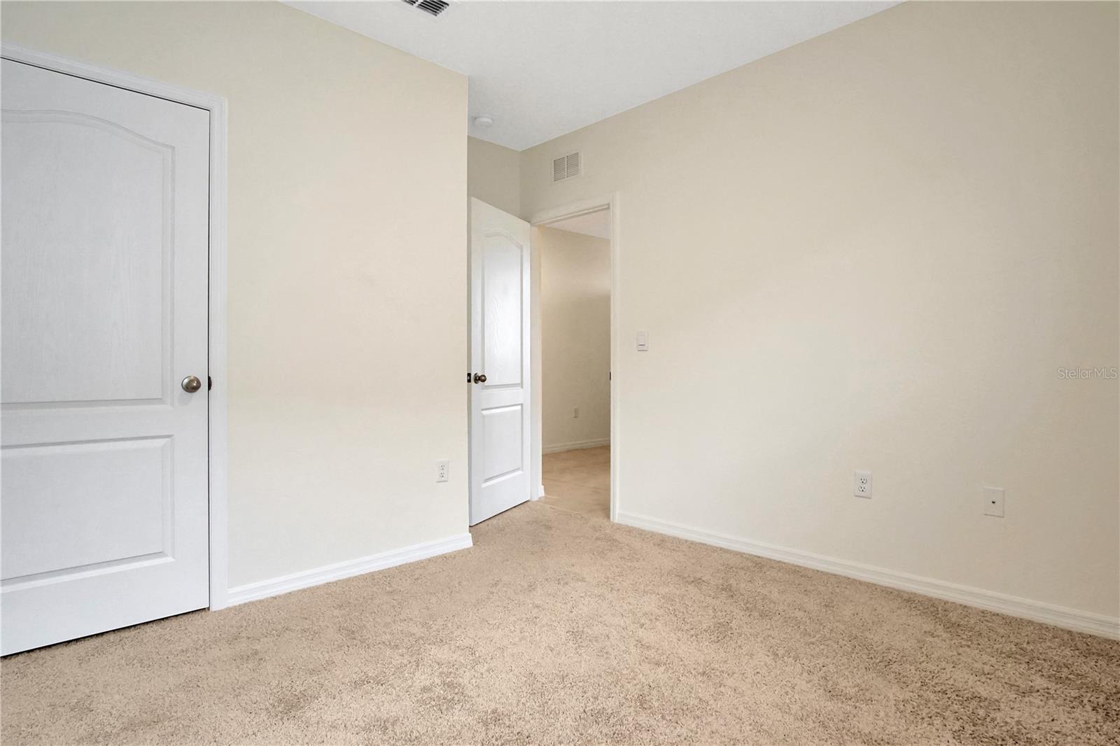 LAKE CHARLES RESIDENCE PH 1C - Residential Lease