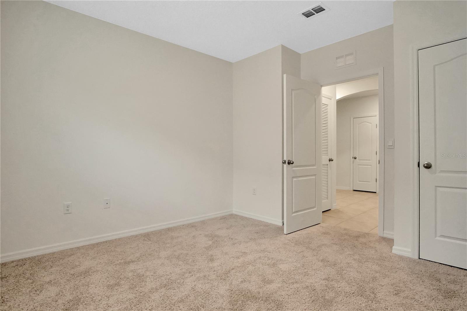 LAKE CHARLES RESIDENCE PH 1C - Residential Lease