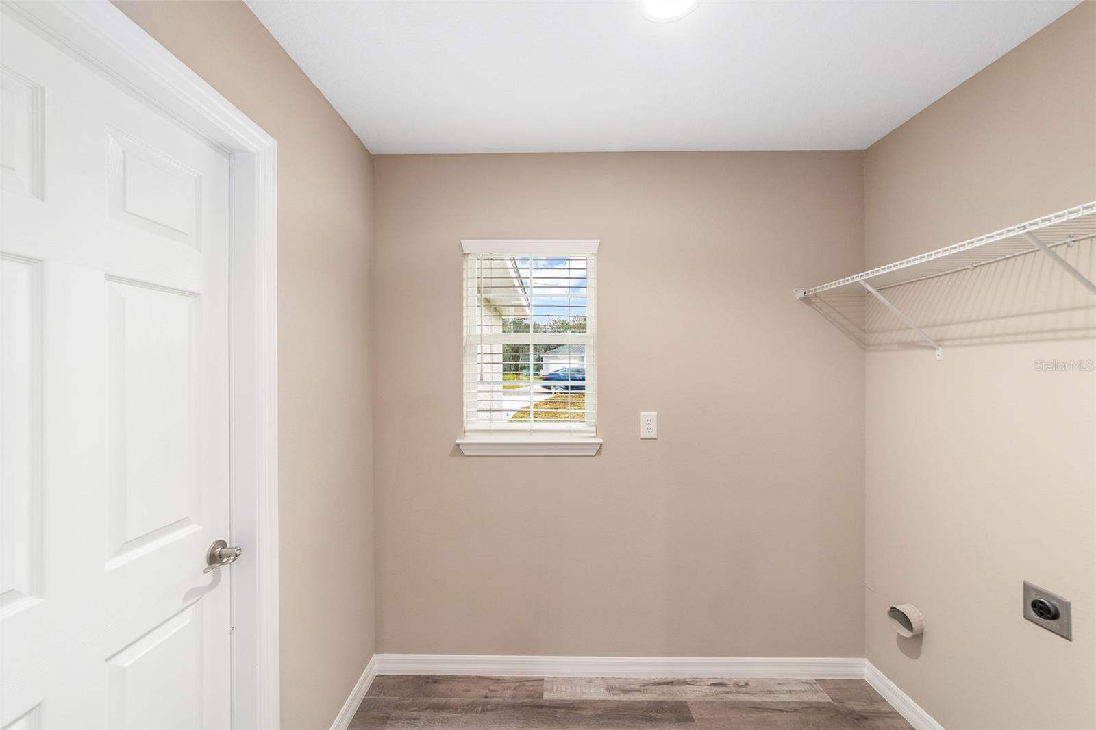 SILVER SPGS SHORES UN 12 - Residential