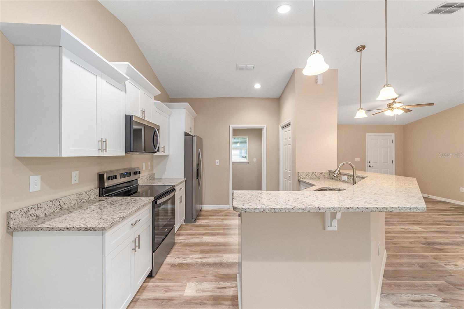 SILVER SPGS SHORES UN 12 - Residential