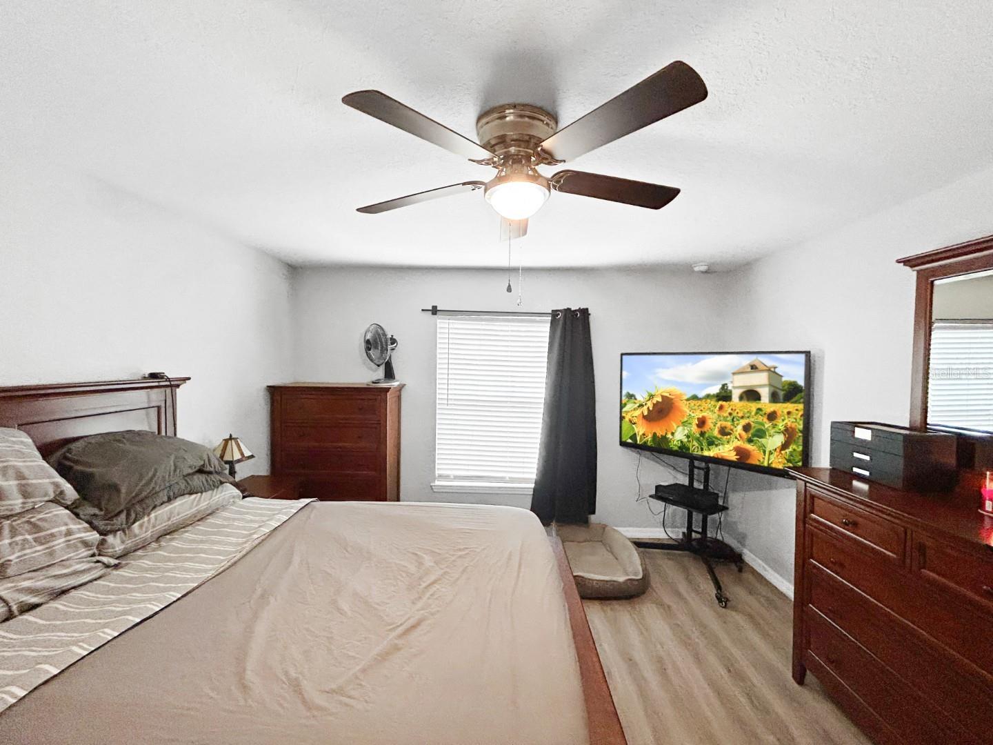 RAINBOW S END ESTATE - Residential