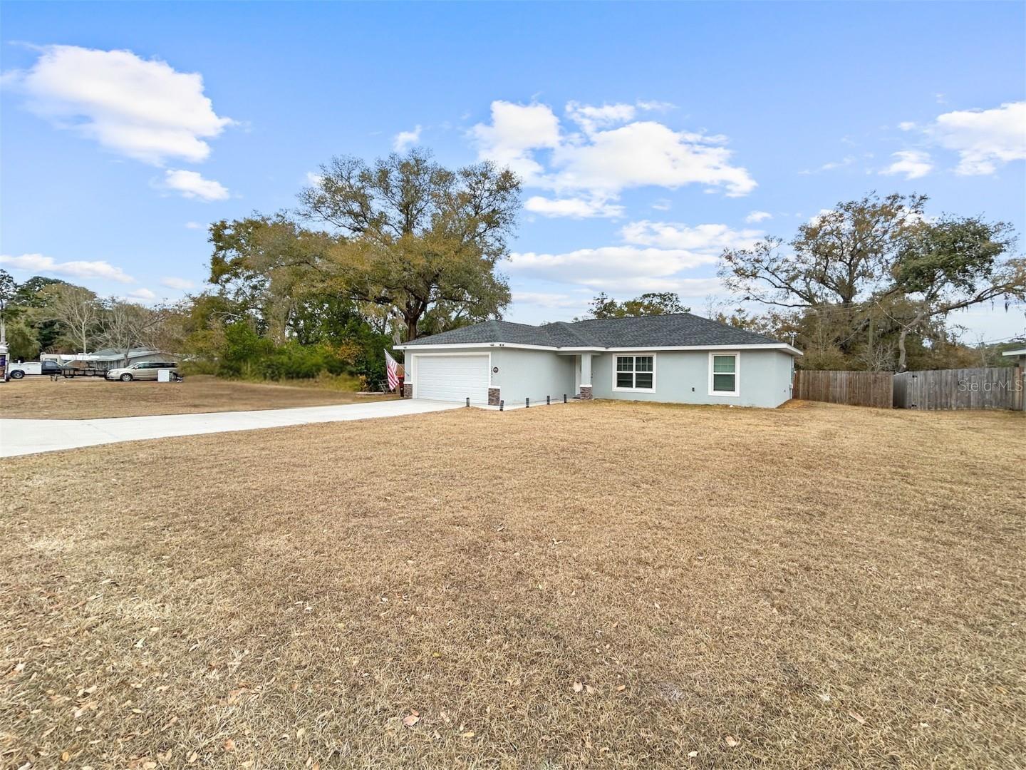 RAINBOW S END ESTATE - Residential