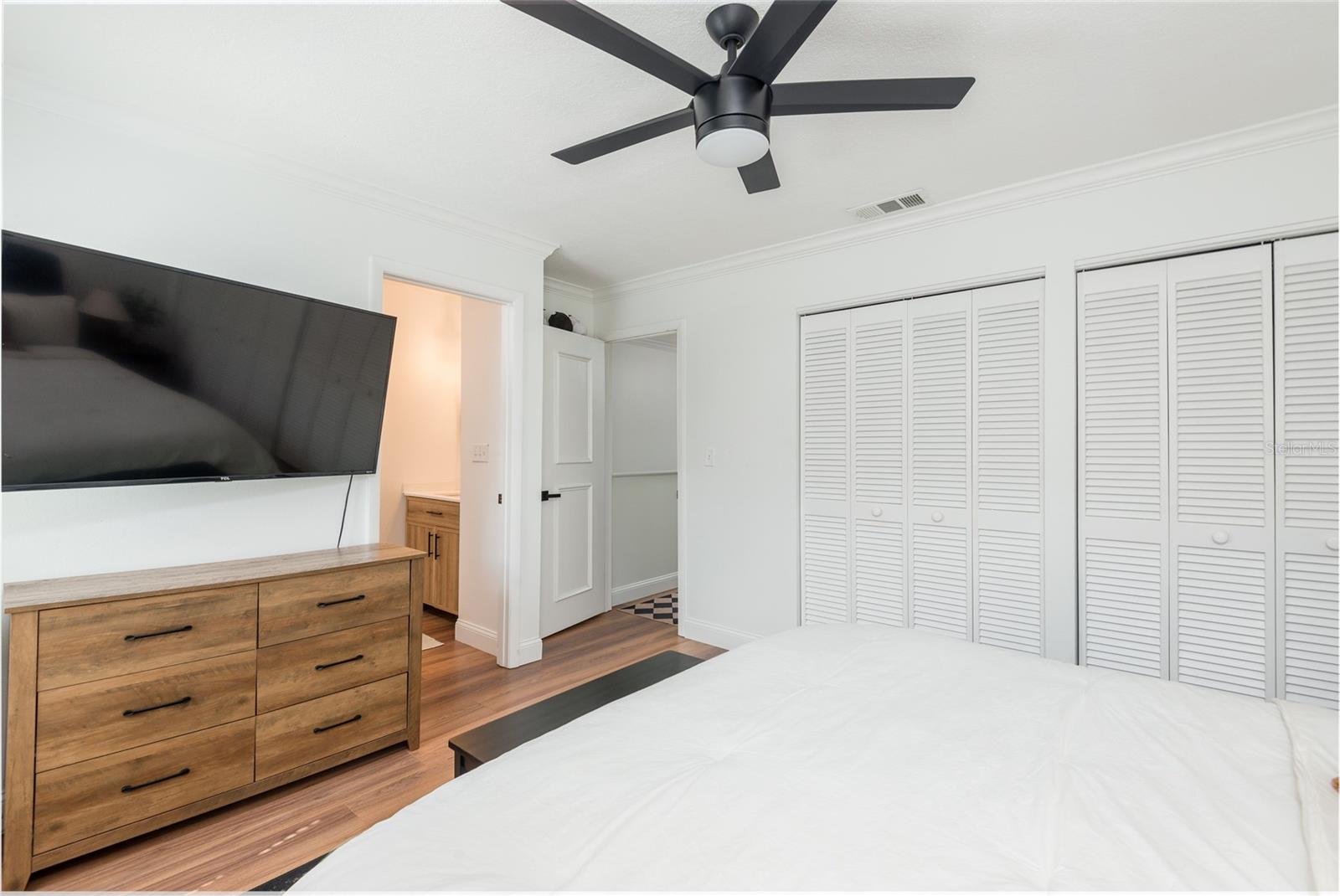 CHANTICLEER 1 A CONDO - Residential Lease