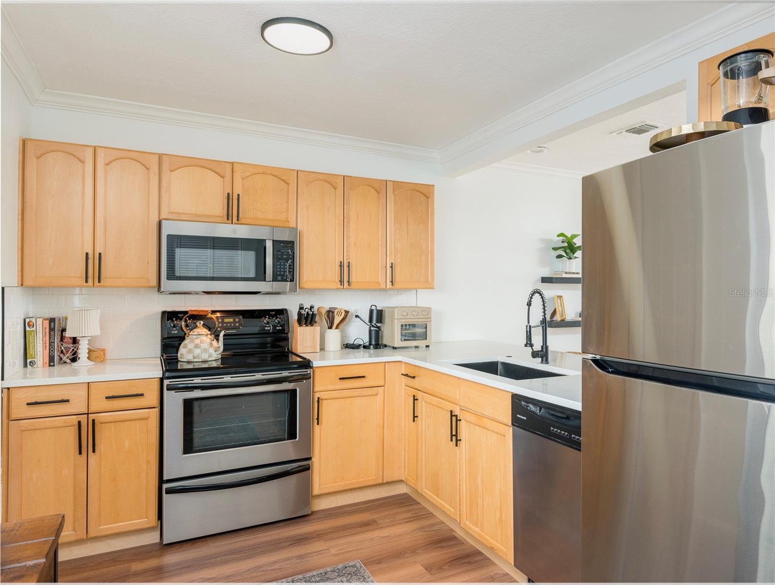 CHANTICLEER 1 A CONDO - Residential Lease