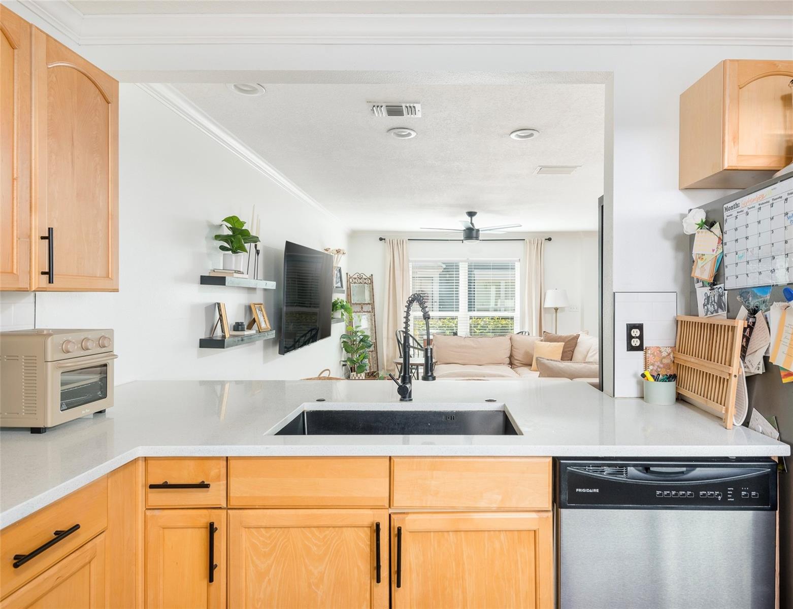 CHANTICLEER 1 A CONDO - Residential Lease