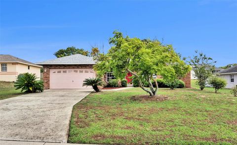 Photo of 933 Devonshire Way, Lake Wales, FL 33853 (MLS # P4938698)