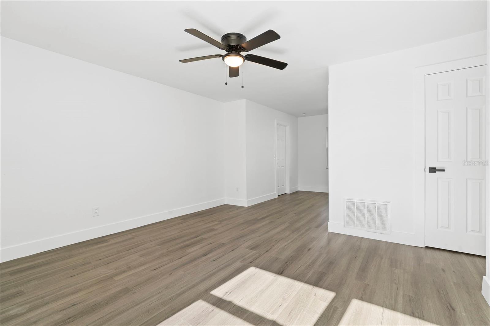 MALIBU GROVES TENTH ADD - Residential