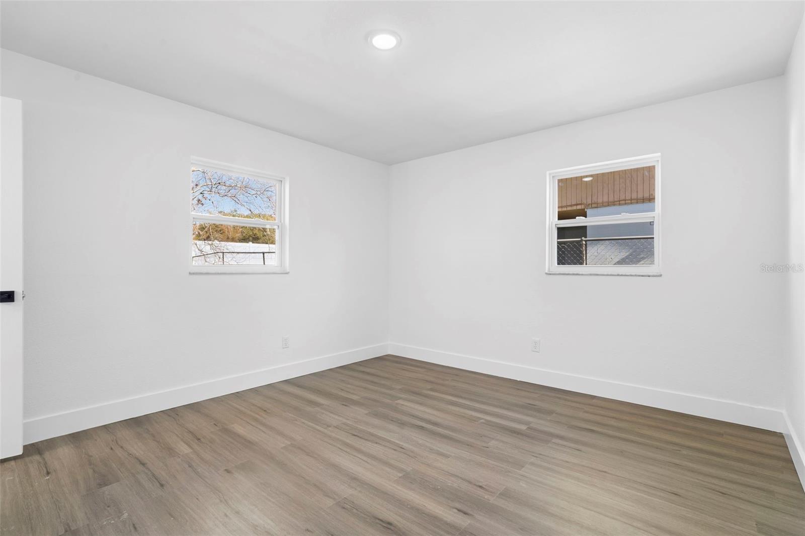 MALIBU GROVES TENTH ADD - Residential