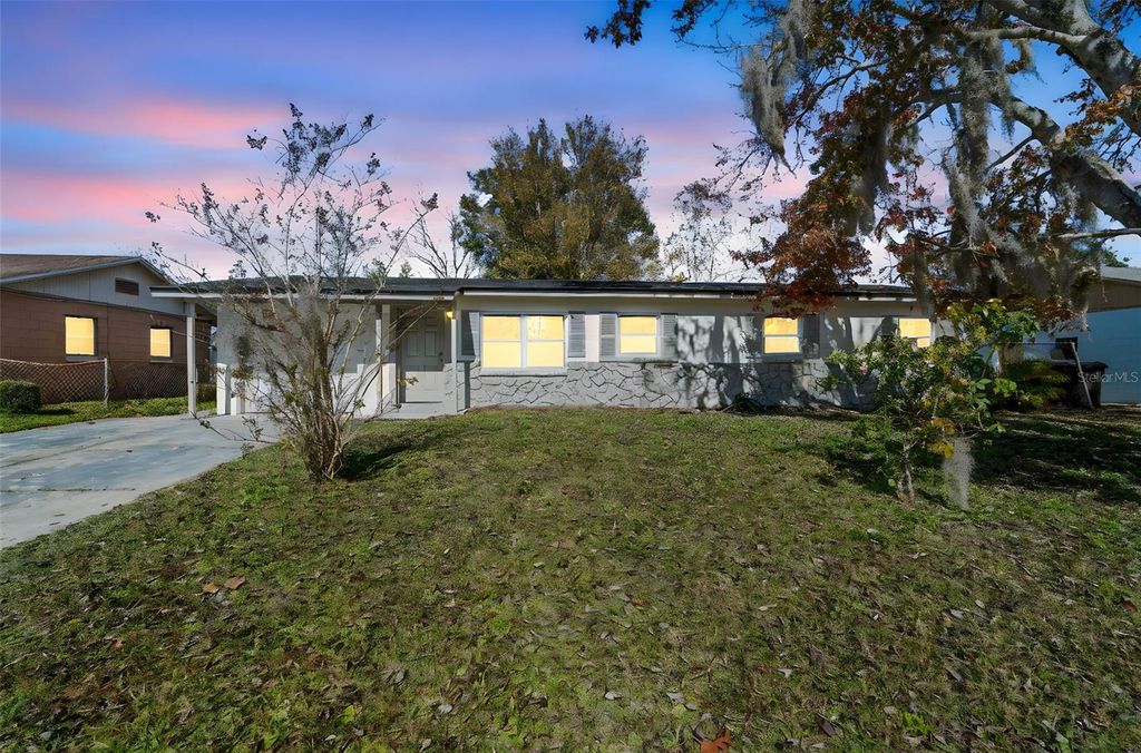 Photo of 5433 Lescot Lane, Orlando, FL 32811 (MLS # O6371867)