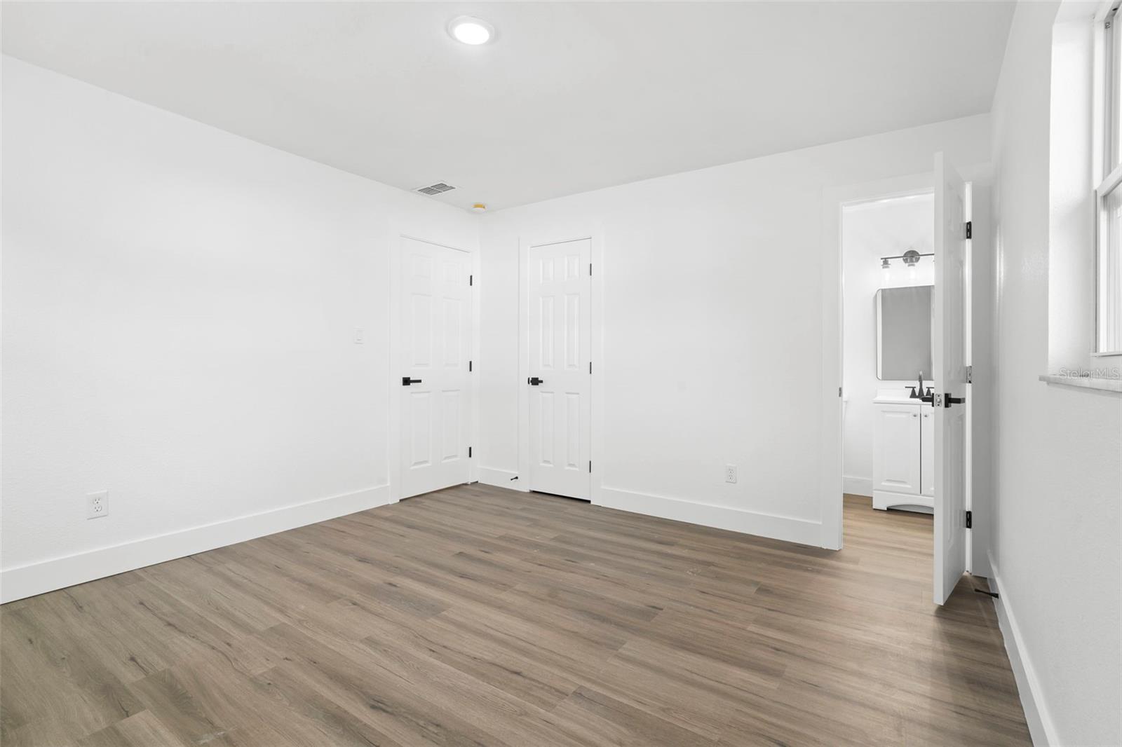 MALIBU GROVES TENTH ADD - Residential