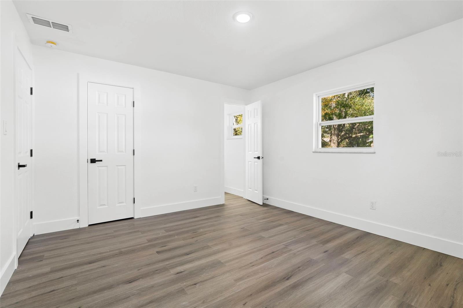 MALIBU GROVES TENTH ADD - Residential