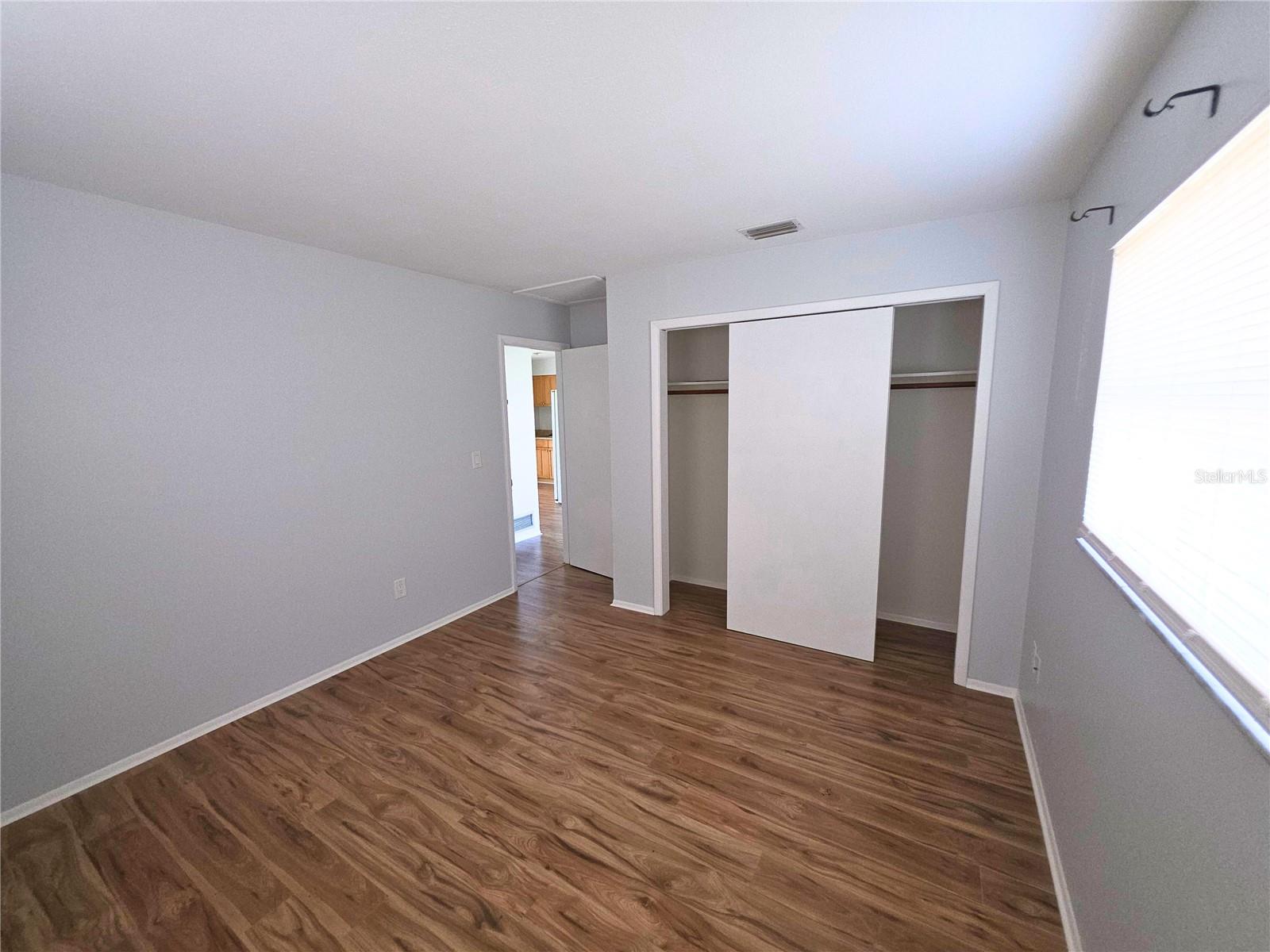 VENICE GARDENS - Residential Income