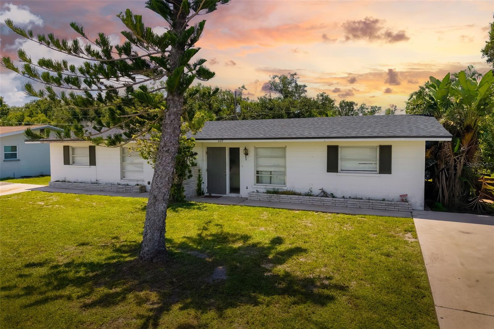 Investor Opportunity – Turnkey Duplex in Venice Gardens | 8.9% Cap Rate | Portfolio Deal Available
Looking for a smart place to park your money? Skip the stock market and invest in a steady income stream with this fully occupied 2-unit duplex in sought-after Venice Gardens—offering a strong 8.9% cap rate and no rental restrictions.
Each side features 2 bedrooms and 1.5 bathrooms, with secure, long-term tenants already in place. Recent upgrades include a new roof, updated flooring, fresh paint, and modern vanities and fixtures—making this a low-maintenance addition to your portfolio.
The property generates $40,800 in annual gross income with minimal expenses of just $1,620, delivering a net operating income of $39,180. Utilities are individually metered for tenant accountability, and best of all, the property is not located in a flood zone.
Block construction, public utilities, and a central location near beaches, shopping, and schools make this a dependable and desirable investment. Whether you're expanding your portfolio or planning to live in one side and rent the other, this duplex delivers reliable returns and long-term value.
Currently, four of these duplexes on Briarwood Rd are available and can be packaged together as a portfolio deal—ideal for investors looking to scale fast. Call to inquiry on purchasing portfolio deal of 460, 528, 544 and 552 Briarwood Road.
Opportunities like this don’t hit the market often—act now!