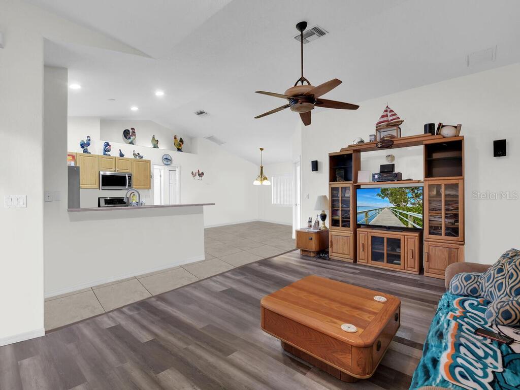 9761 COUNCILOR LANE