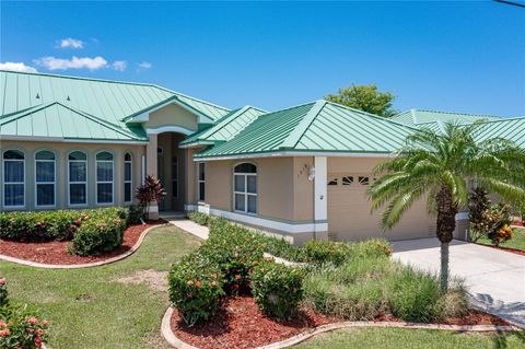 A home in PUNTA GORDA