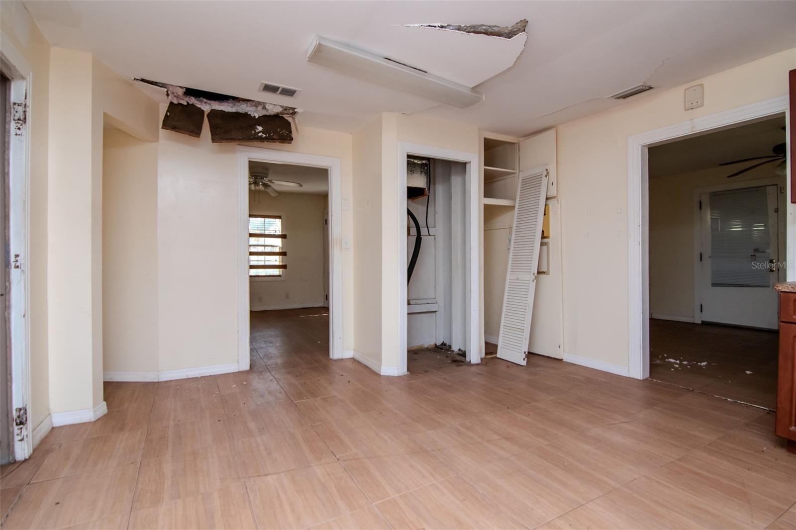 HAMNERS W E FOREST ACRES - Residential