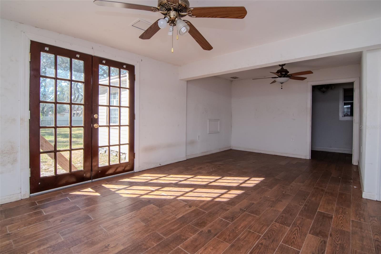 HAMNERS W E FOREST ACRES - Residential