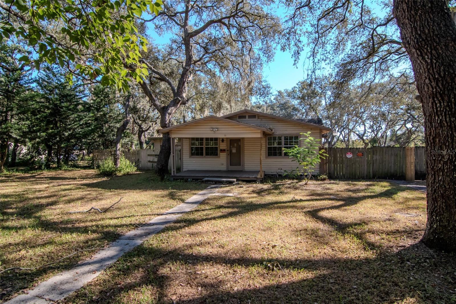 HAMNERS W E FOREST ACRES - Residential