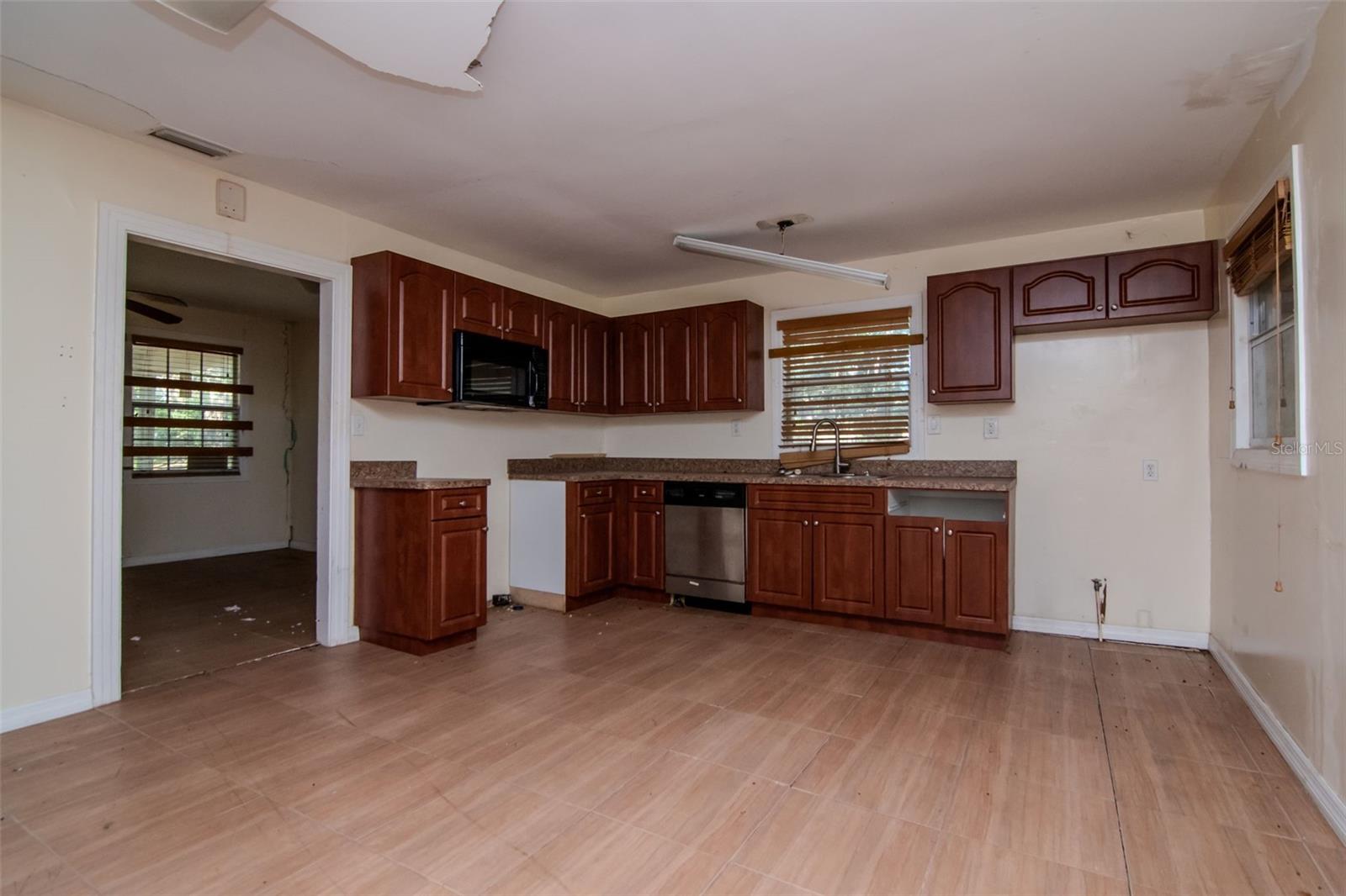 HAMNERS W E FOREST ACRES - Residential