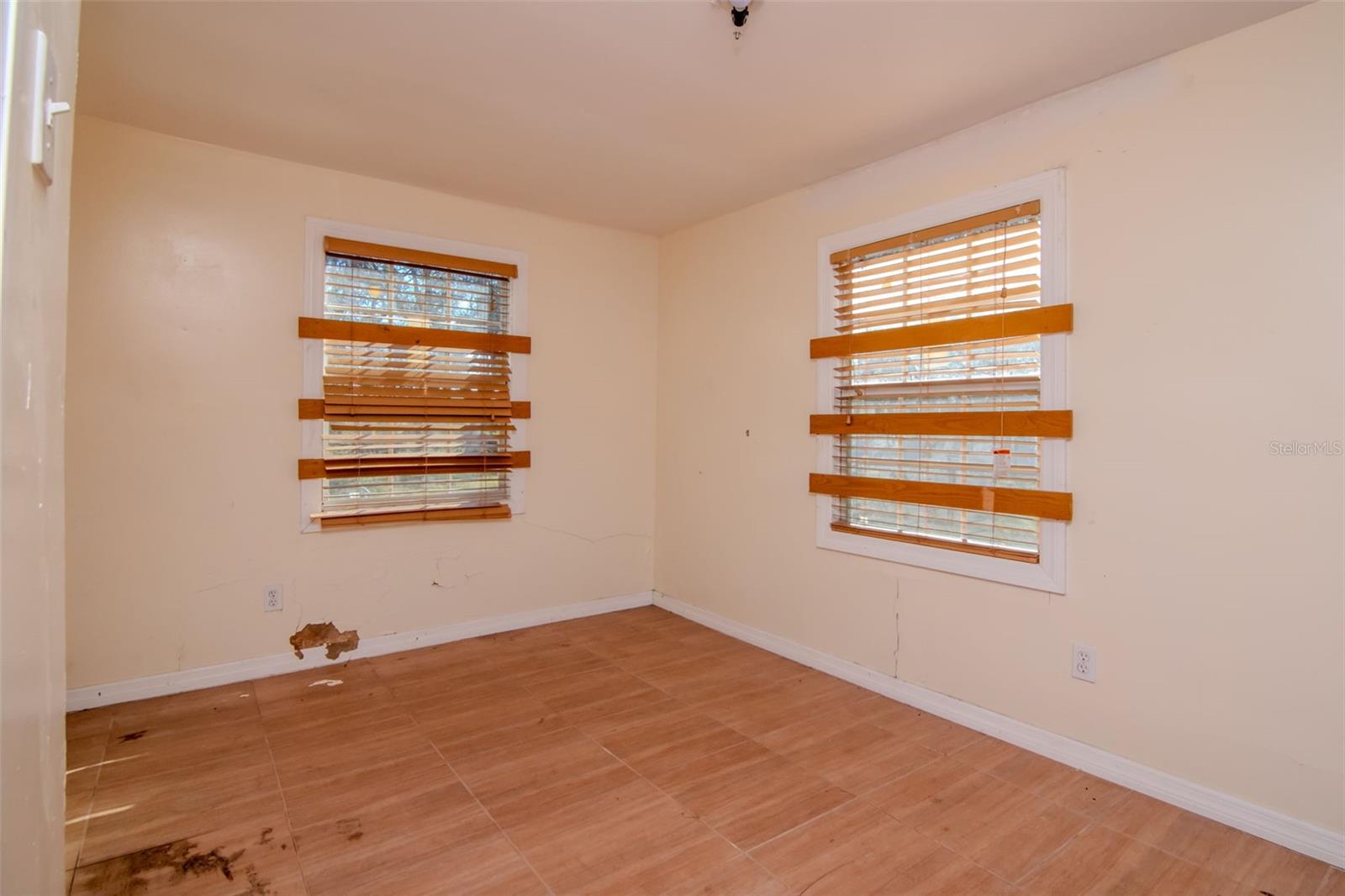 HAMNERS W E FOREST ACRES - Residential