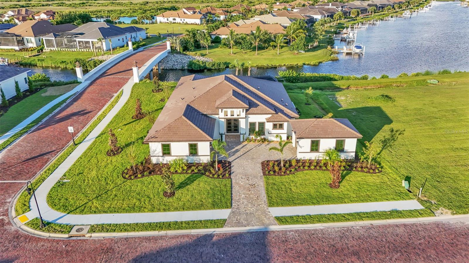 1529 RIO VISTA TERRACE