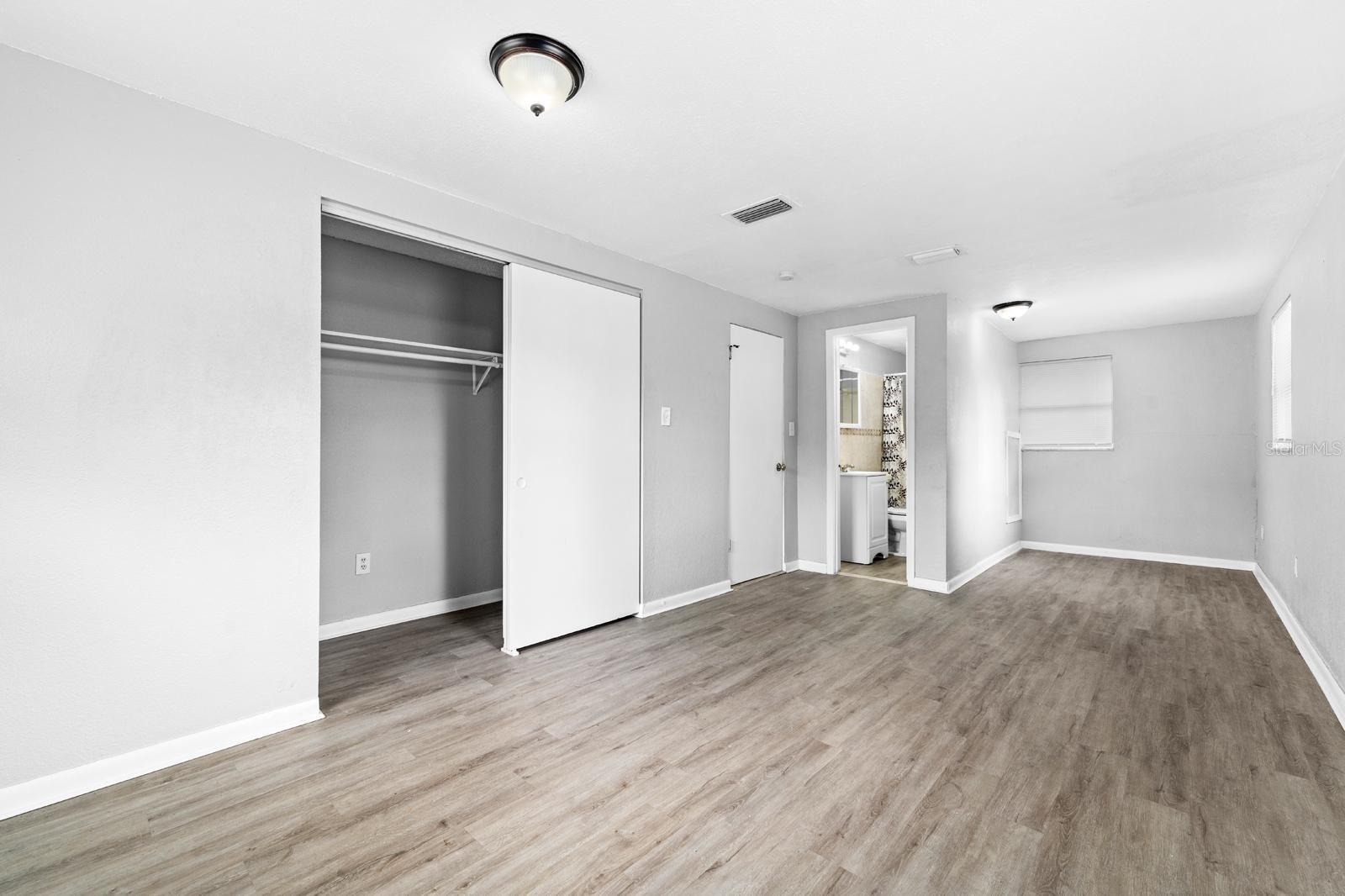 4220 E POWHATAN AVENUE