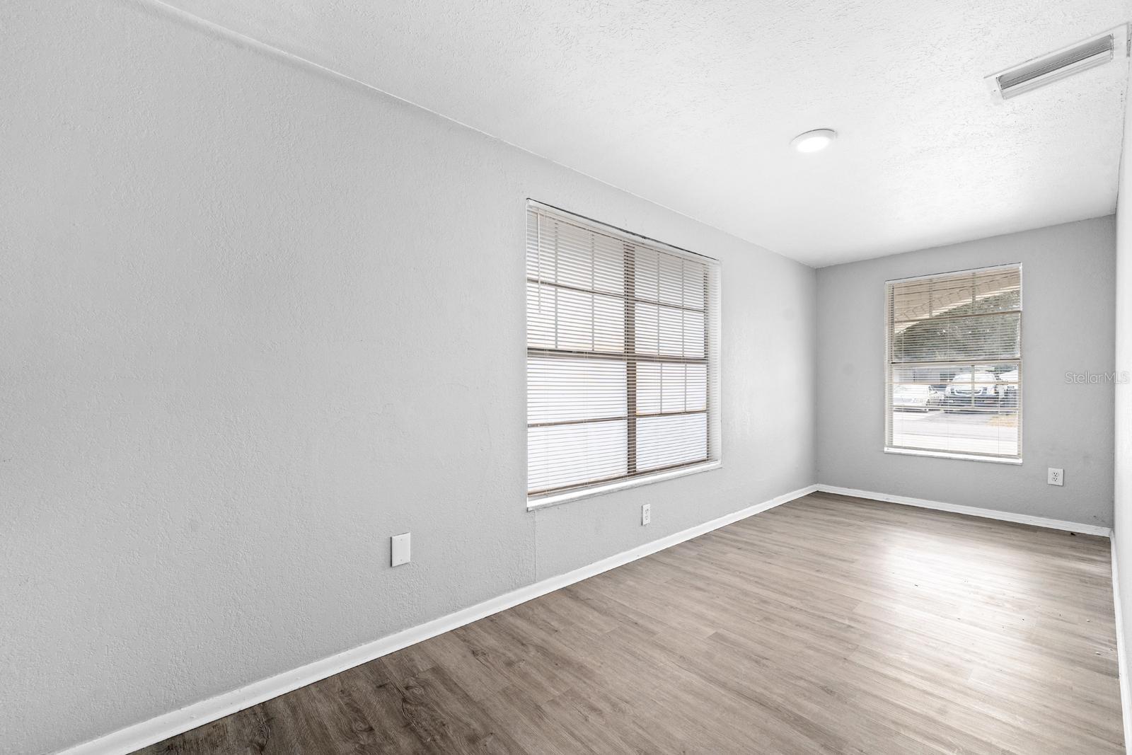 4220 E POWHATAN AVENUE