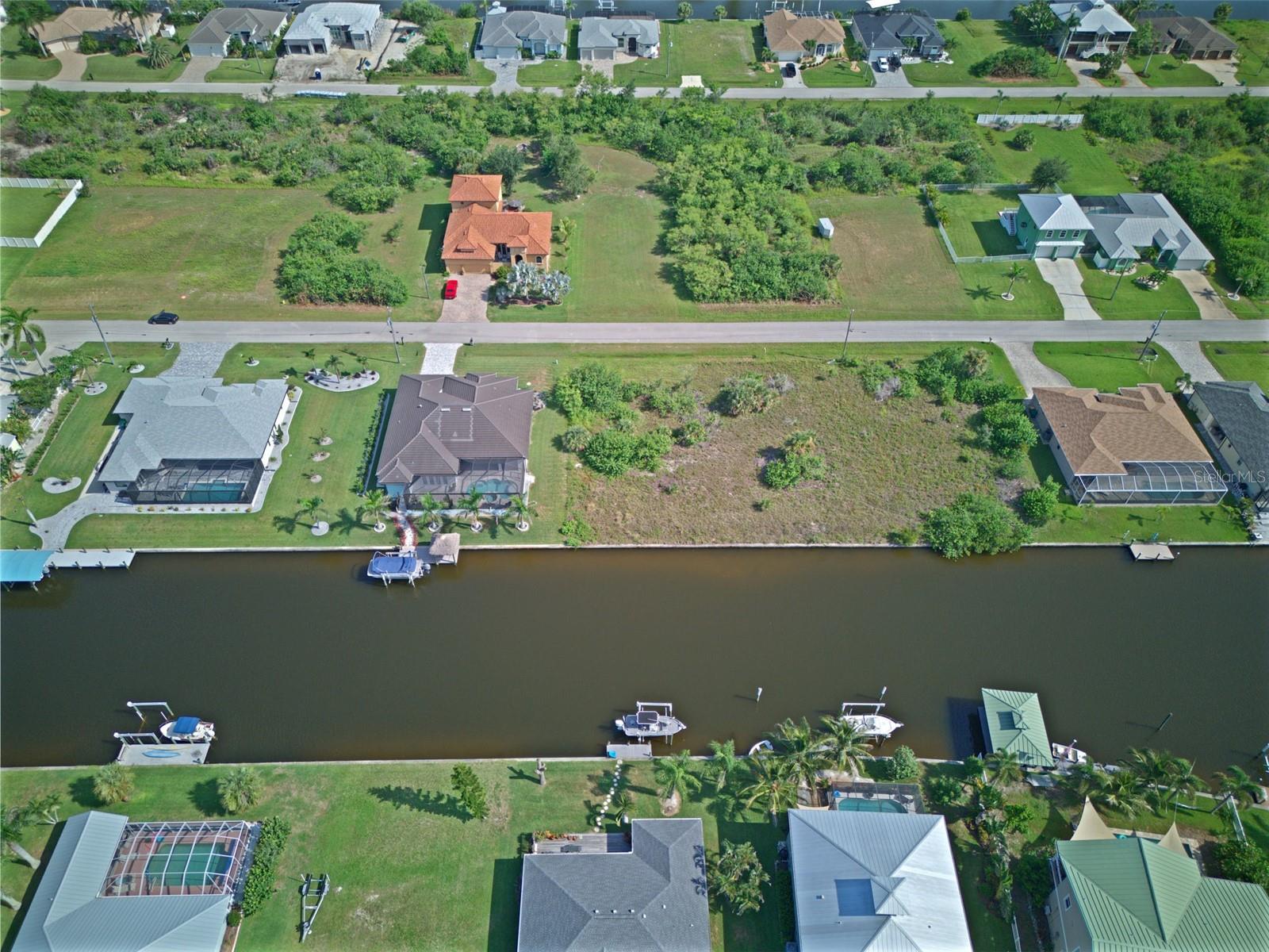 PORT CHARLOTTE SEC 093 - Land