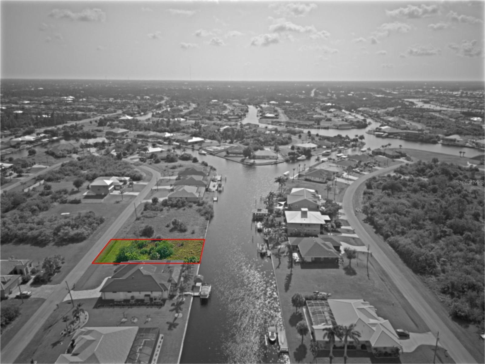 PORT CHARLOTTE SEC 093 - Land